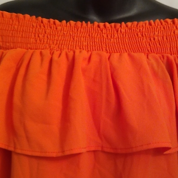 Altar'd state of the shoulder orange tunic - Picture 2 of 6